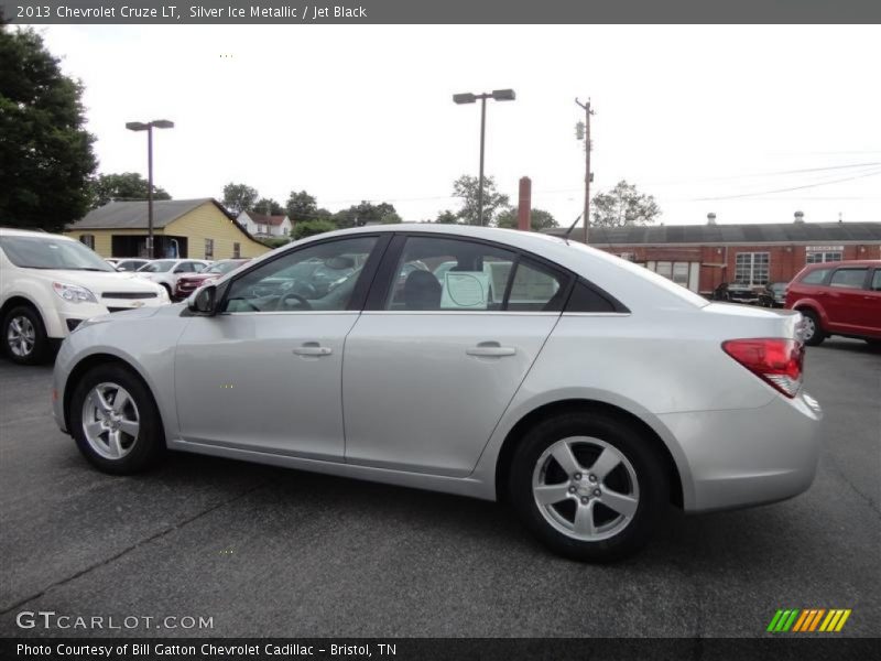 Silver Ice Metallic / Jet Black 2013 Chevrolet Cruze LT