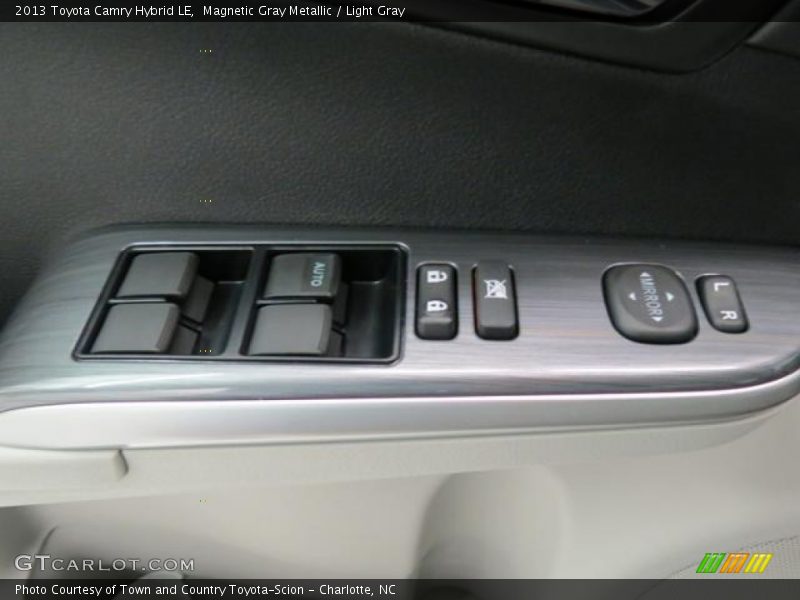 Magnetic Gray Metallic / Light Gray 2013 Toyota Camry Hybrid LE