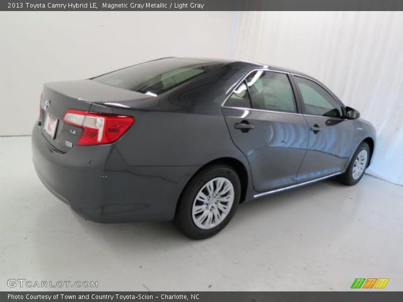 Magnetic Gray Metallic / Light Gray 2013 Toyota Camry Hybrid LE