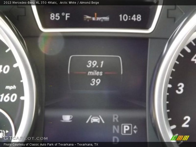 Arctic White / Almond Beige 2013 Mercedes-Benz ML 350 4Matic