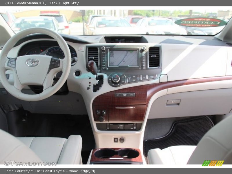 Black / Light Gray 2011 Toyota Sienna XLE