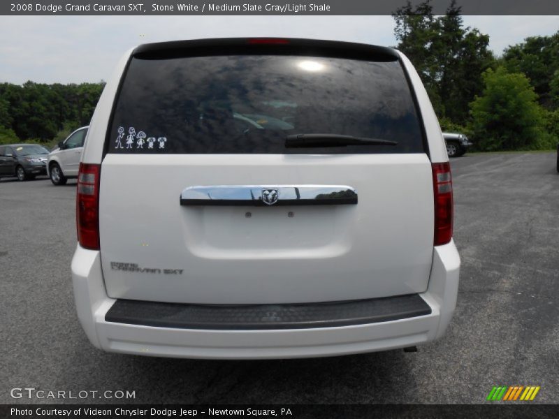 Stone White / Medium Slate Gray/Light Shale 2008 Dodge Grand Caravan SXT