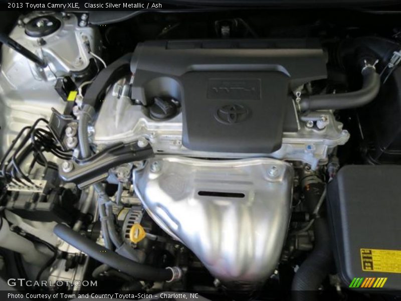 Classic Silver Metallic / Ash 2013 Toyota Camry XLE