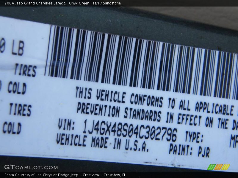 Onyx Green Pearl / Sandstone 2004 Jeep Grand Cherokee Laredo