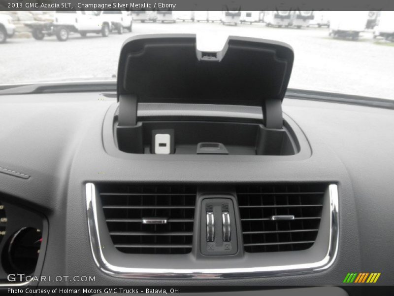 Champagne Silver Metallic / Ebony 2013 GMC Acadia SLT