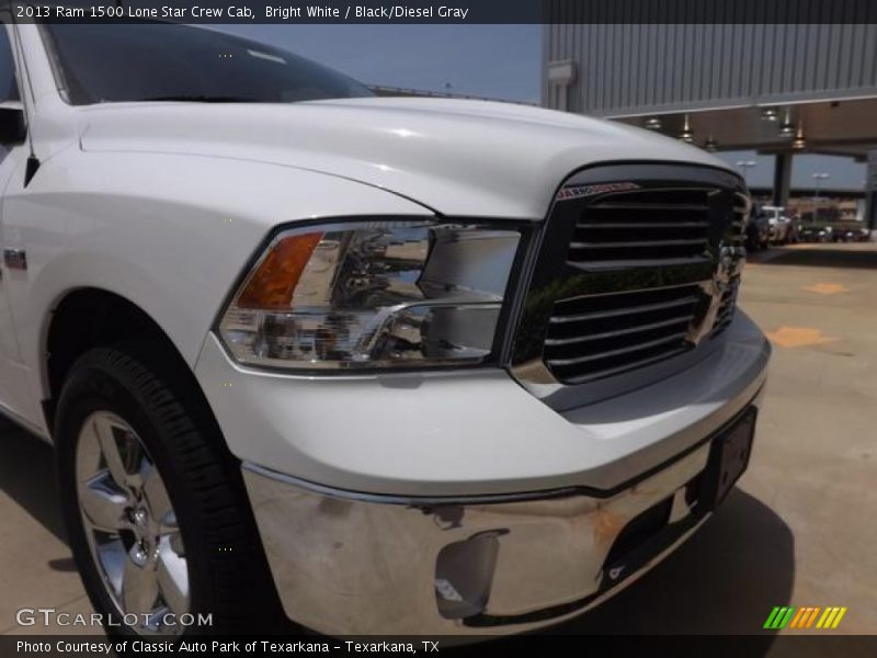 Bright White / Black/Diesel Gray 2013 Ram 1500 Lone Star Crew Cab