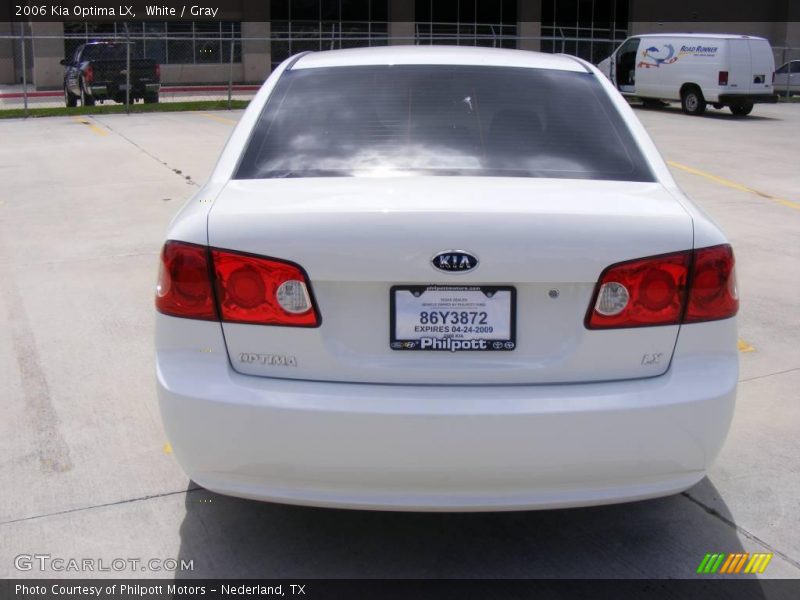 White / Gray 2006 Kia Optima LX