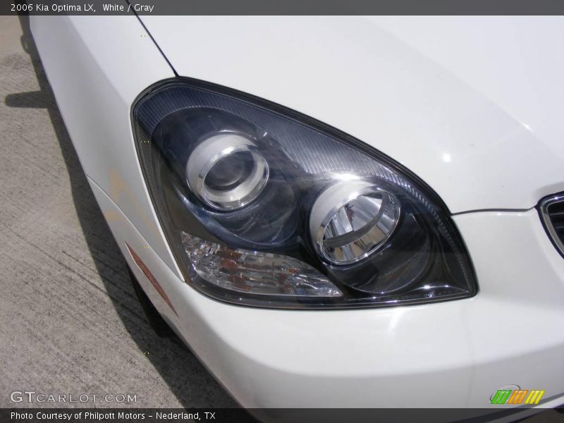 White / Gray 2006 Kia Optima LX