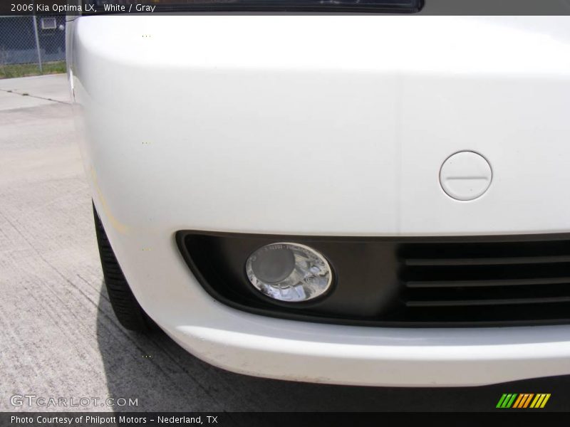 White / Gray 2006 Kia Optima LX