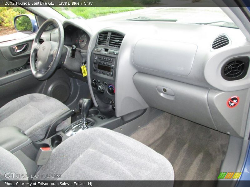 Dashboard of 2003 Santa Fe GLS