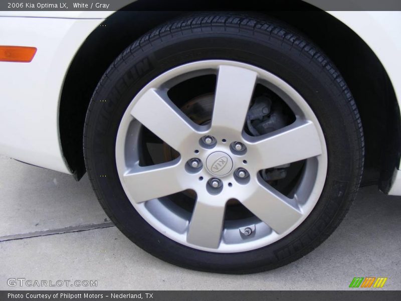 White / Gray 2006 Kia Optima LX
