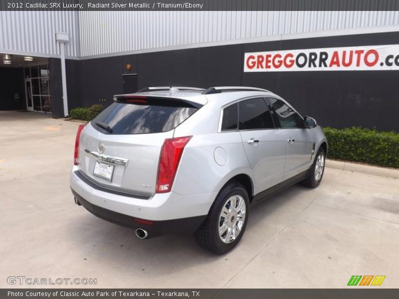 Radiant Silver Metallic / Titanium/Ebony 2012 Cadillac SRX Luxury