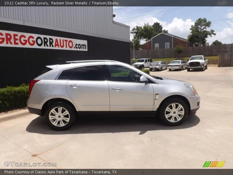 Radiant Silver Metallic / Titanium/Ebony 2012 Cadillac SRX Luxury