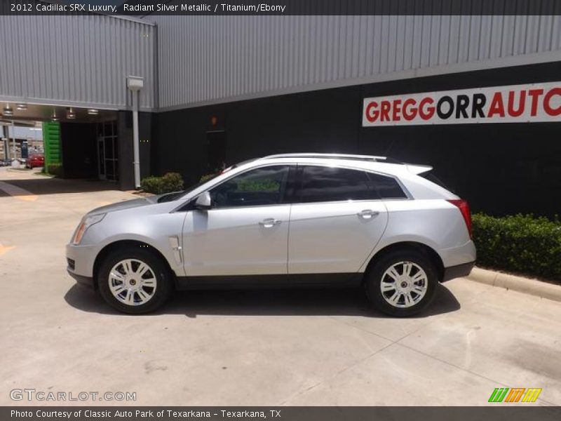 Radiant Silver Metallic / Titanium/Ebony 2012 Cadillac SRX Luxury