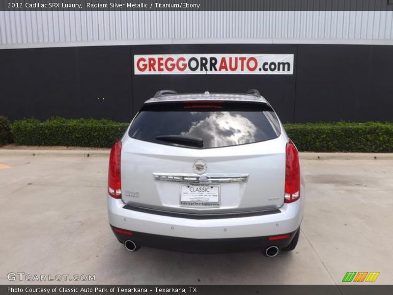 Radiant Silver Metallic / Titanium/Ebony 2012 Cadillac SRX Luxury