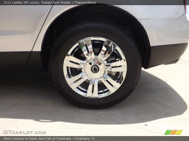 Radiant Silver Metallic / Titanium/Ebony 2012 Cadillac SRX Luxury