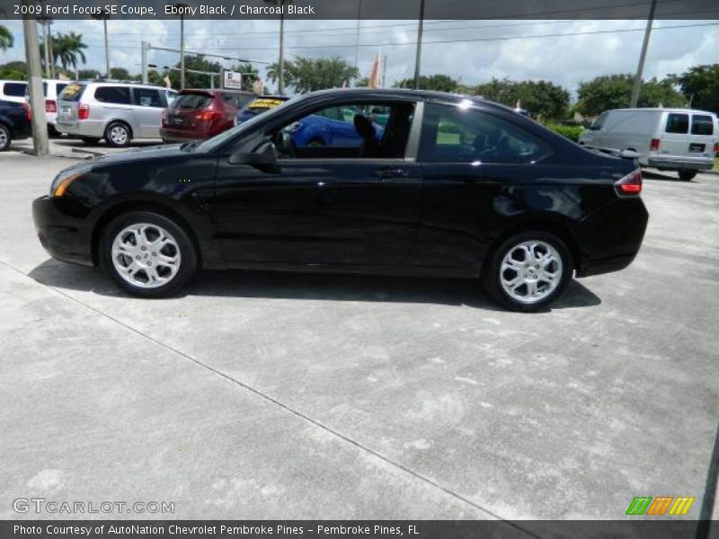 Ebony Black / Charcoal Black 2009 Ford Focus SE Coupe