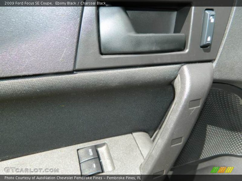 Ebony Black / Charcoal Black 2009 Ford Focus SE Coupe