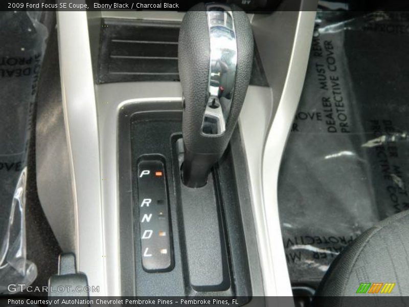 Ebony Black / Charcoal Black 2009 Ford Focus SE Coupe