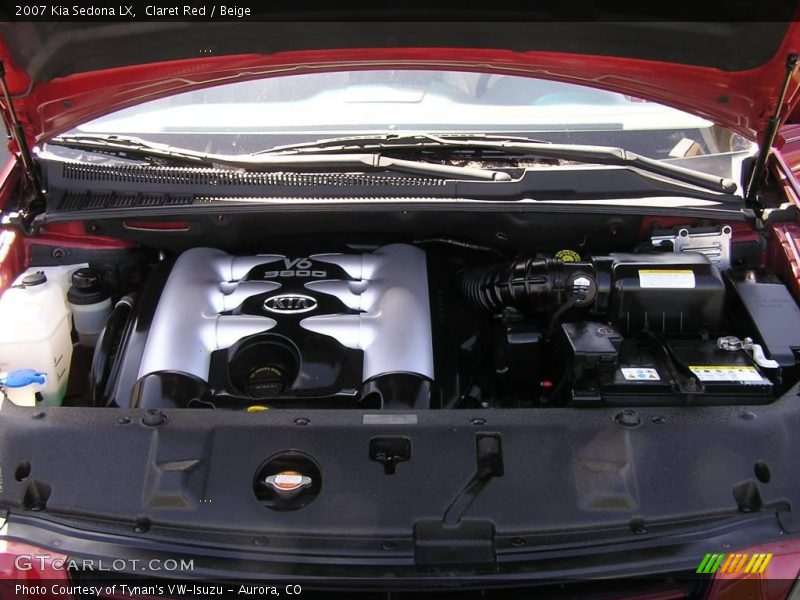 Claret Red / Beige 2007 Kia Sedona LX