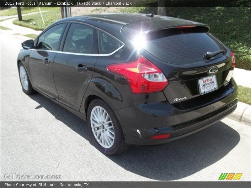 Tuxedo Black / Charcoal Black 2013 Ford Focus Titanium Hatchback