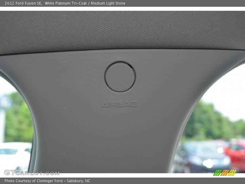 White Platinum Tri-Coat / Medium Light Stone 2012 Ford Fusion SE