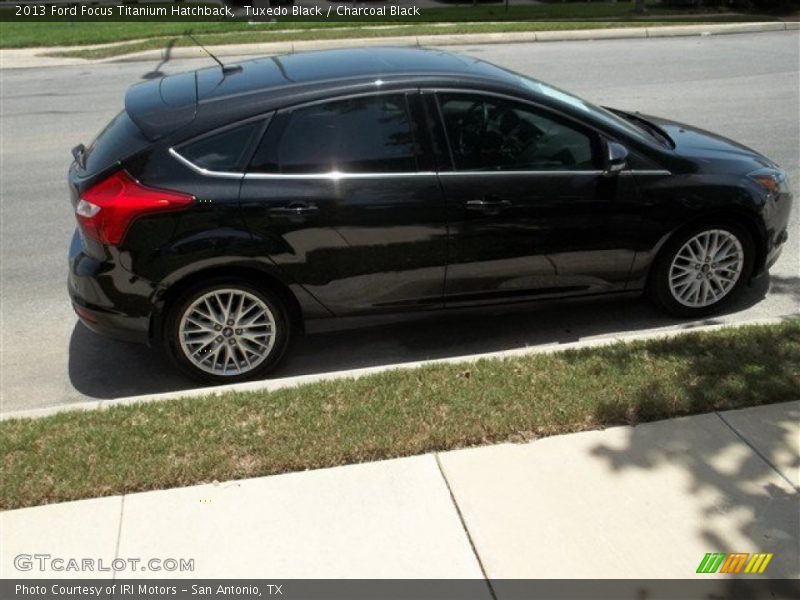 Tuxedo Black / Charcoal Black 2013 Ford Focus Titanium Hatchback