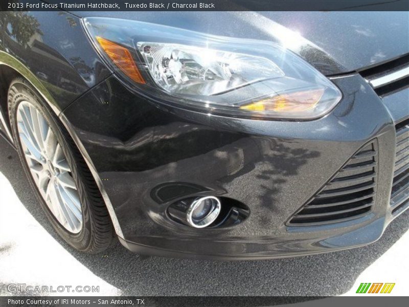 Tuxedo Black / Charcoal Black 2013 Ford Focus Titanium Hatchback