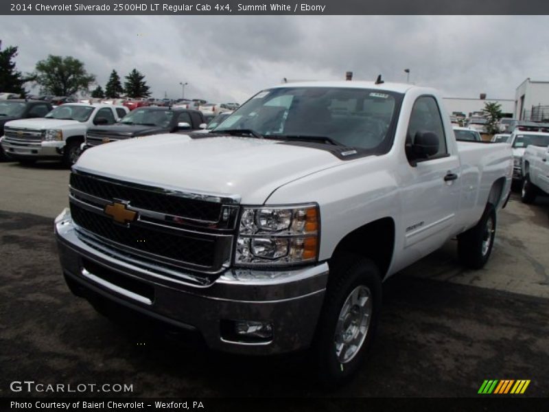 Front 3/4 View of 2014 Silverado 2500HD LT Regular Cab 4x4