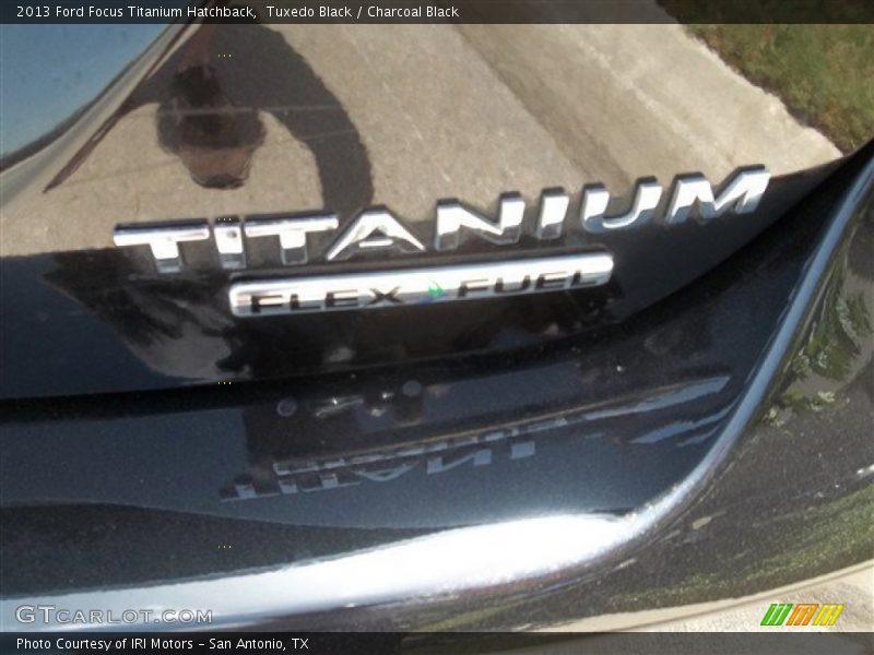 Tuxedo Black / Charcoal Black 2013 Ford Focus Titanium Hatchback