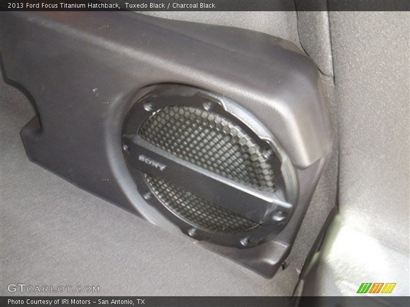 Tuxedo Black / Charcoal Black 2013 Ford Focus Titanium Hatchback