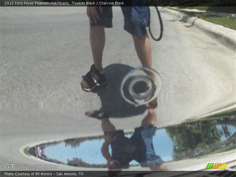 Tuxedo Black / Charcoal Black 2013 Ford Focus Titanium Hatchback