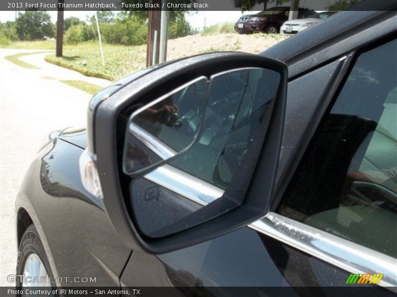 Tuxedo Black / Charcoal Black 2013 Ford Focus Titanium Hatchback