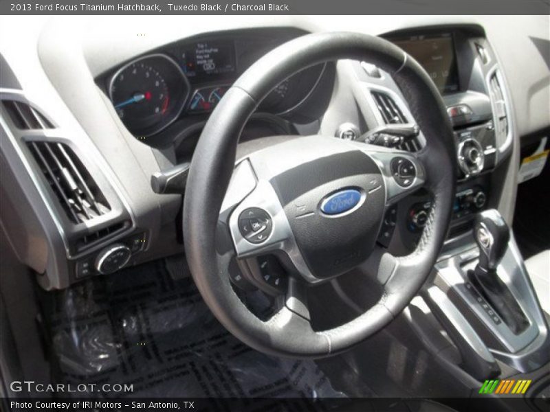 Tuxedo Black / Charcoal Black 2013 Ford Focus Titanium Hatchback