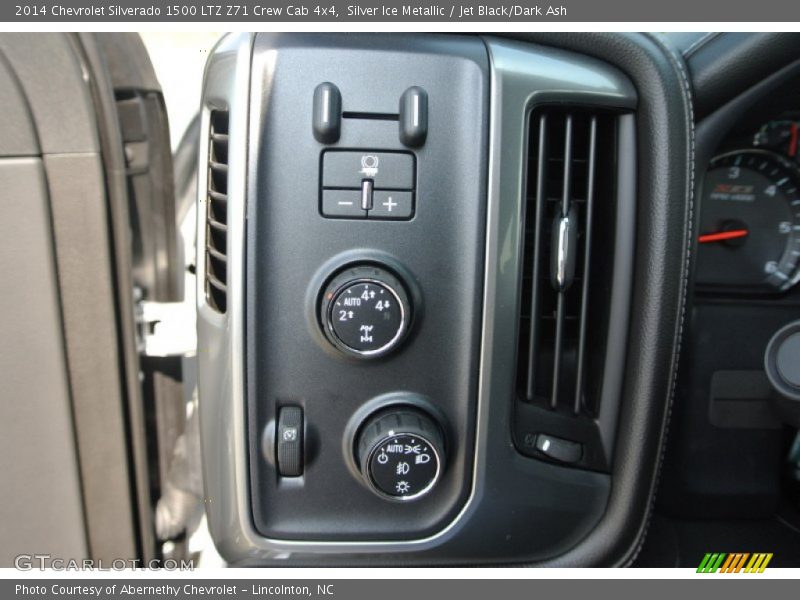 Controls of 2014 Silverado 1500 LTZ Z71 Crew Cab 4x4