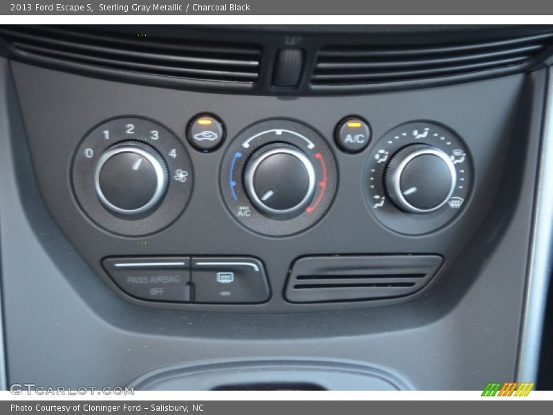 Sterling Gray Metallic / Charcoal Black 2013 Ford Escape S