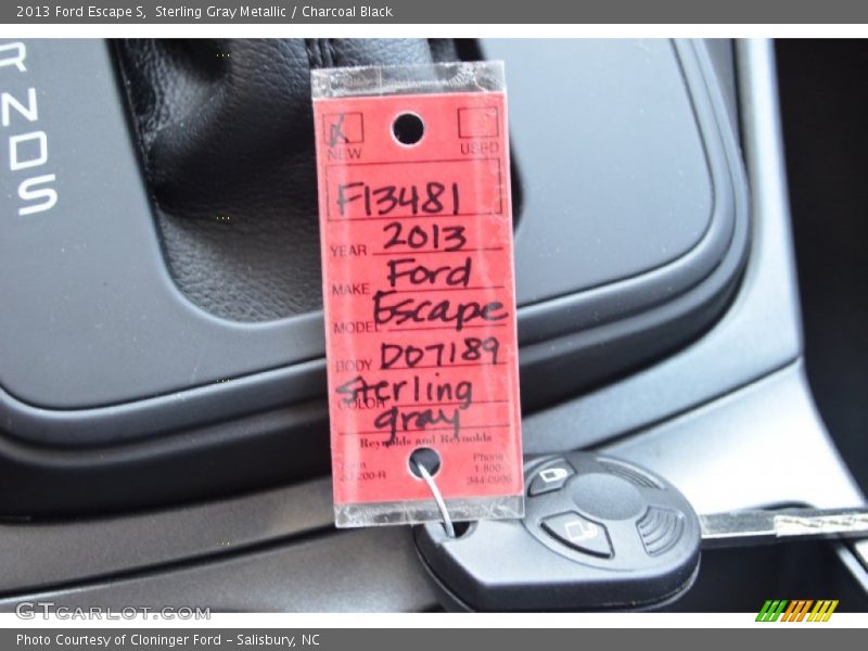 Sterling Gray Metallic / Charcoal Black 2013 Ford Escape S
