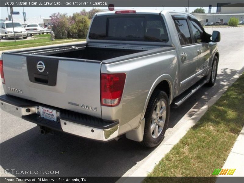 Radiant Silver / Charcoal 2009 Nissan Titan LE Crew Cab