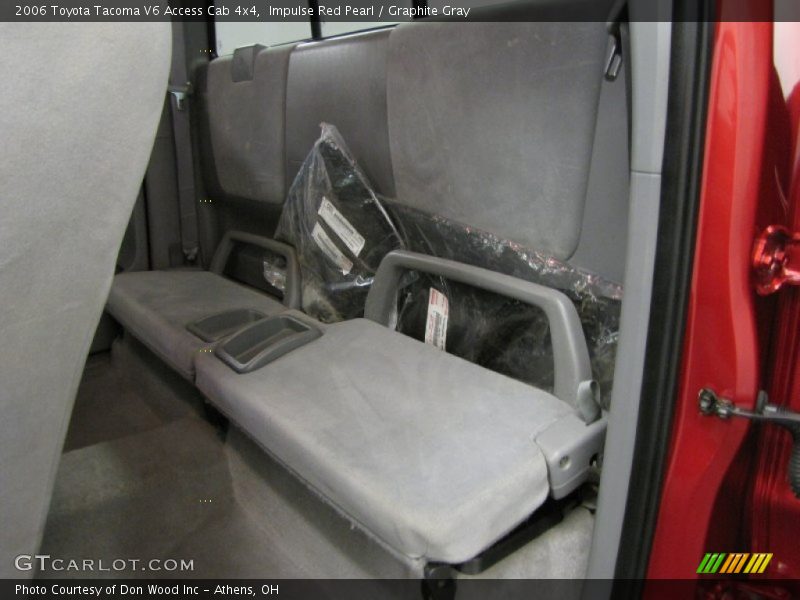 Impulse Red Pearl / Graphite Gray 2006 Toyota Tacoma V6 Access Cab 4x4