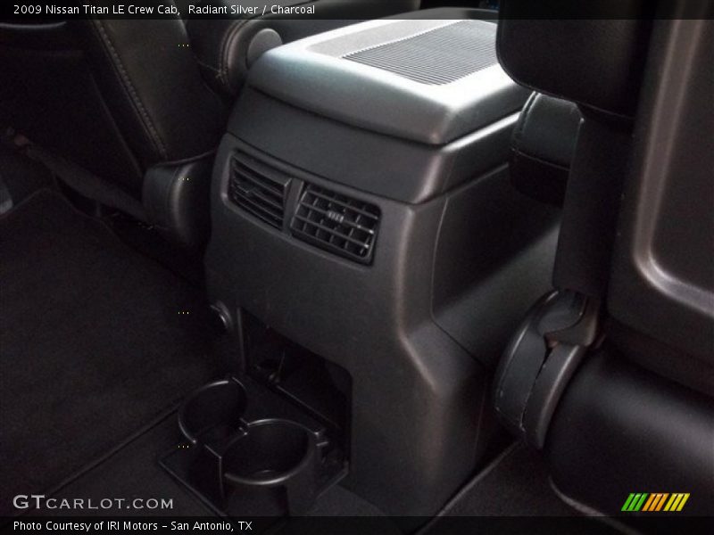 Radiant Silver / Charcoal 2009 Nissan Titan LE Crew Cab