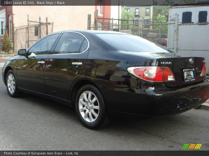 Black Onyx / Black 2002 Lexus ES 300