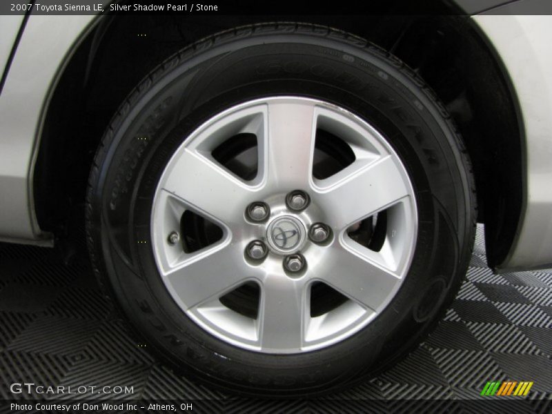 Silver Shadow Pearl / Stone 2007 Toyota Sienna LE