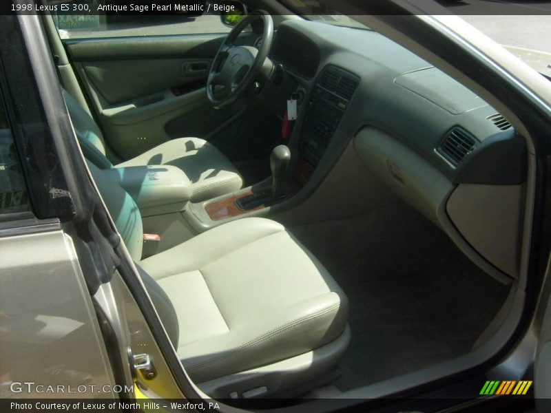 Antique Sage Pearl Metallic / Beige 1998 Lexus ES 300
