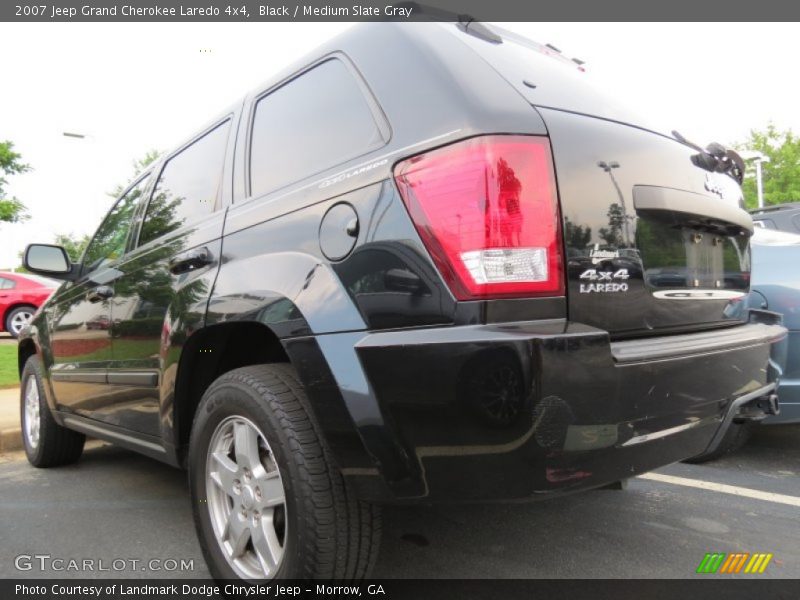 Black / Medium Slate Gray 2007 Jeep Grand Cherokee Laredo 4x4