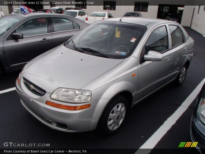 Front 3/4 View of 2004 Aveo LS Sedan