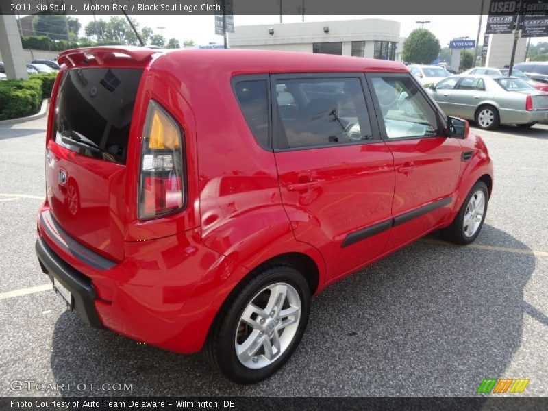 Molten Red / Black Soul Logo Cloth 2011 Kia Soul +