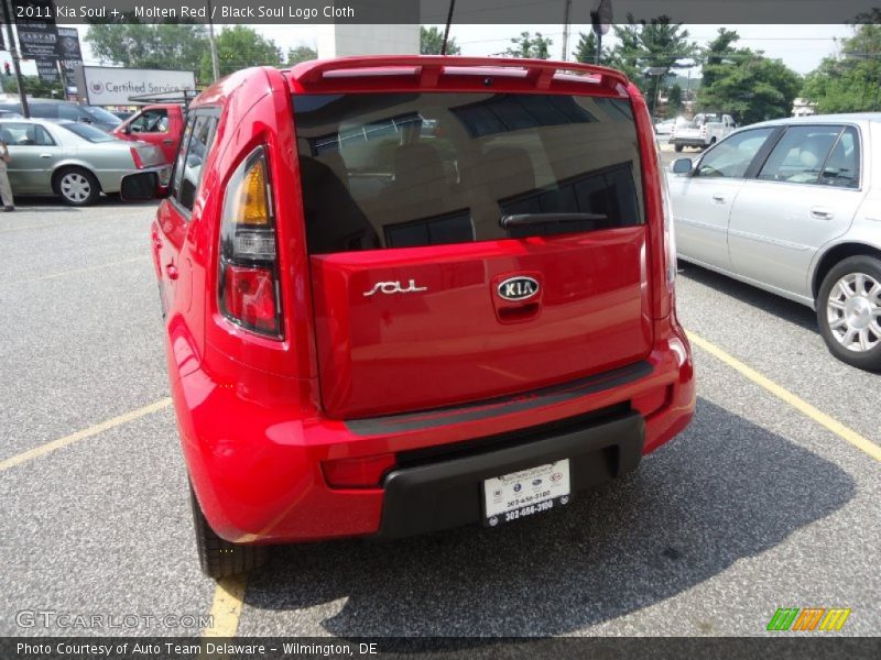 Molten Red / Black Soul Logo Cloth 2011 Kia Soul +
