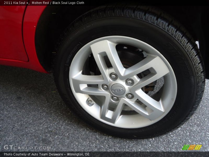 Molten Red / Black Soul Logo Cloth 2011 Kia Soul +