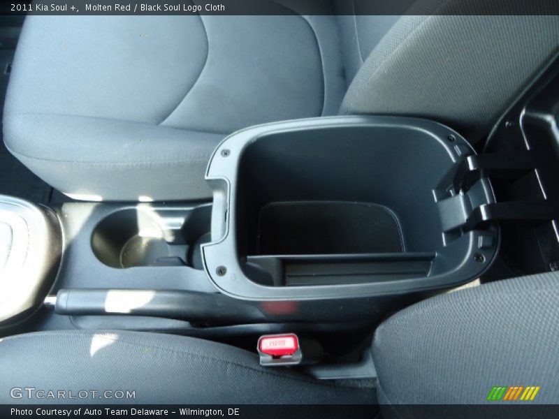 Molten Red / Black Soul Logo Cloth 2011 Kia Soul +