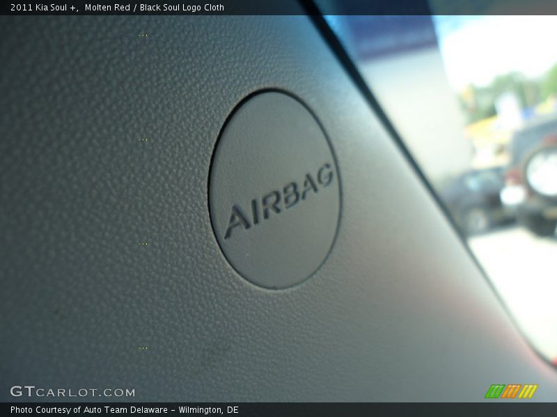 Molten Red / Black Soul Logo Cloth 2011 Kia Soul +